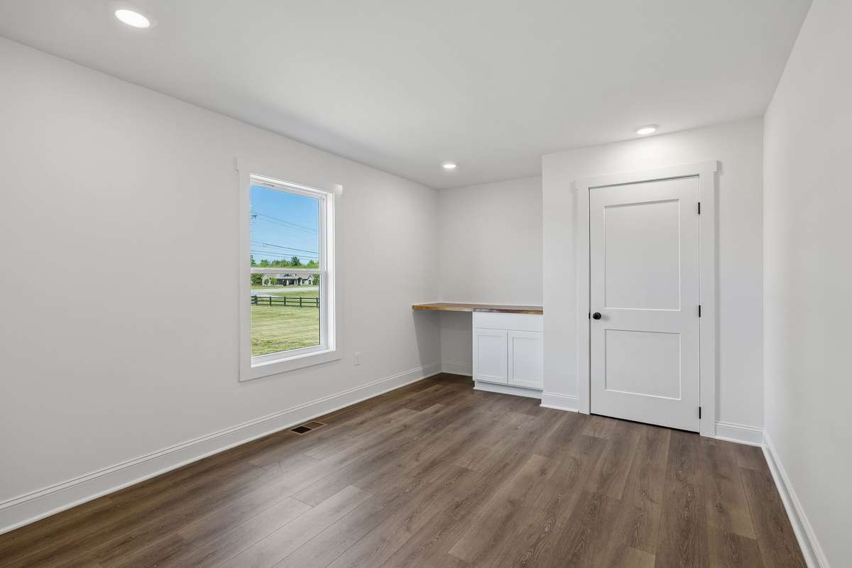 Bedroom 2 - Floor 1