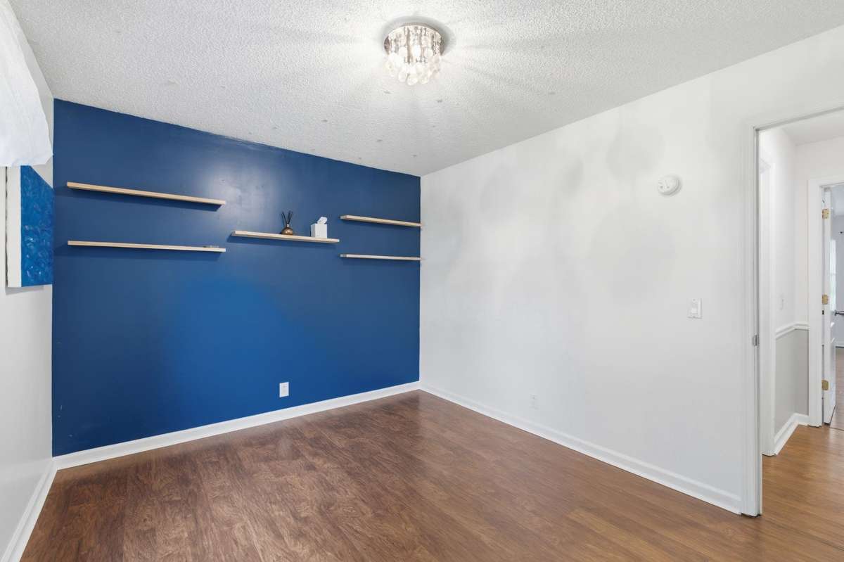 Third bedroom.