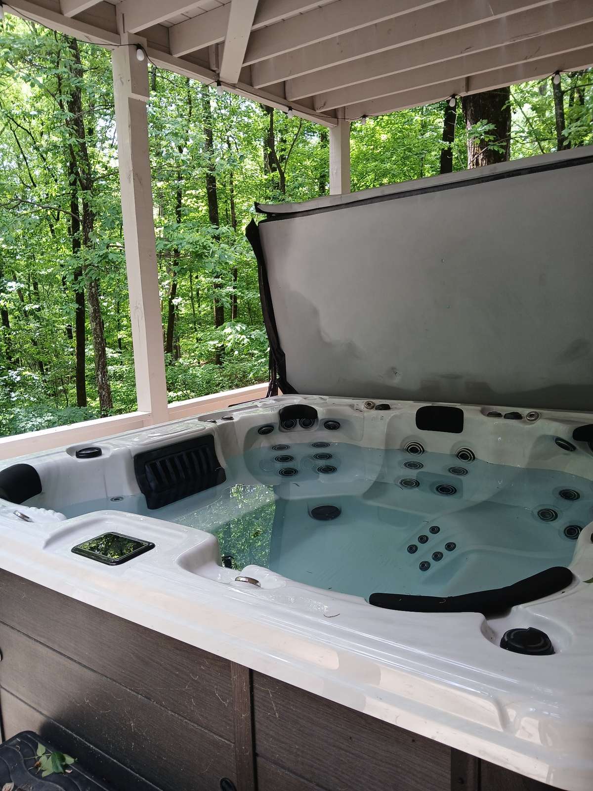 Huge hot tub!