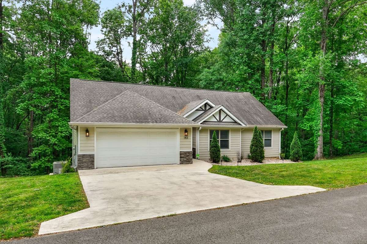 Beautiful curb appeal.