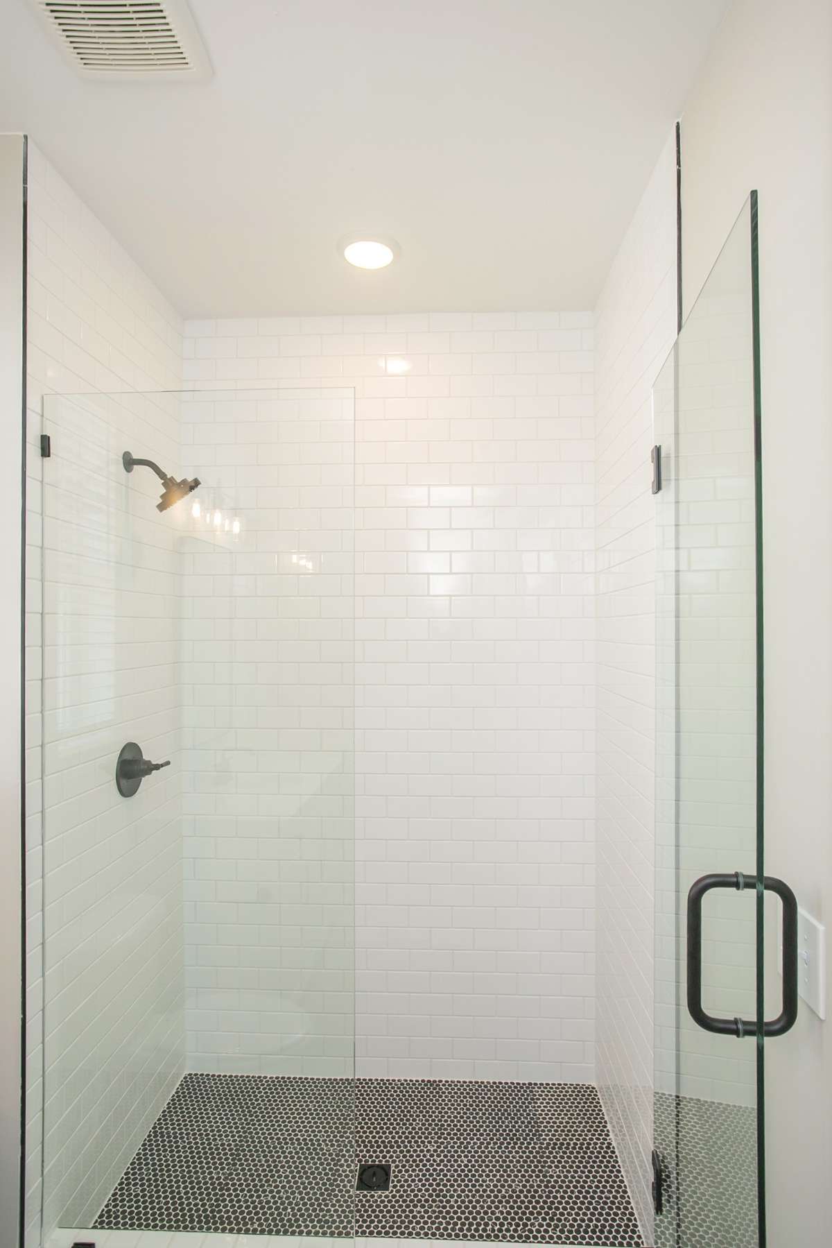 Bedroom 3 shower