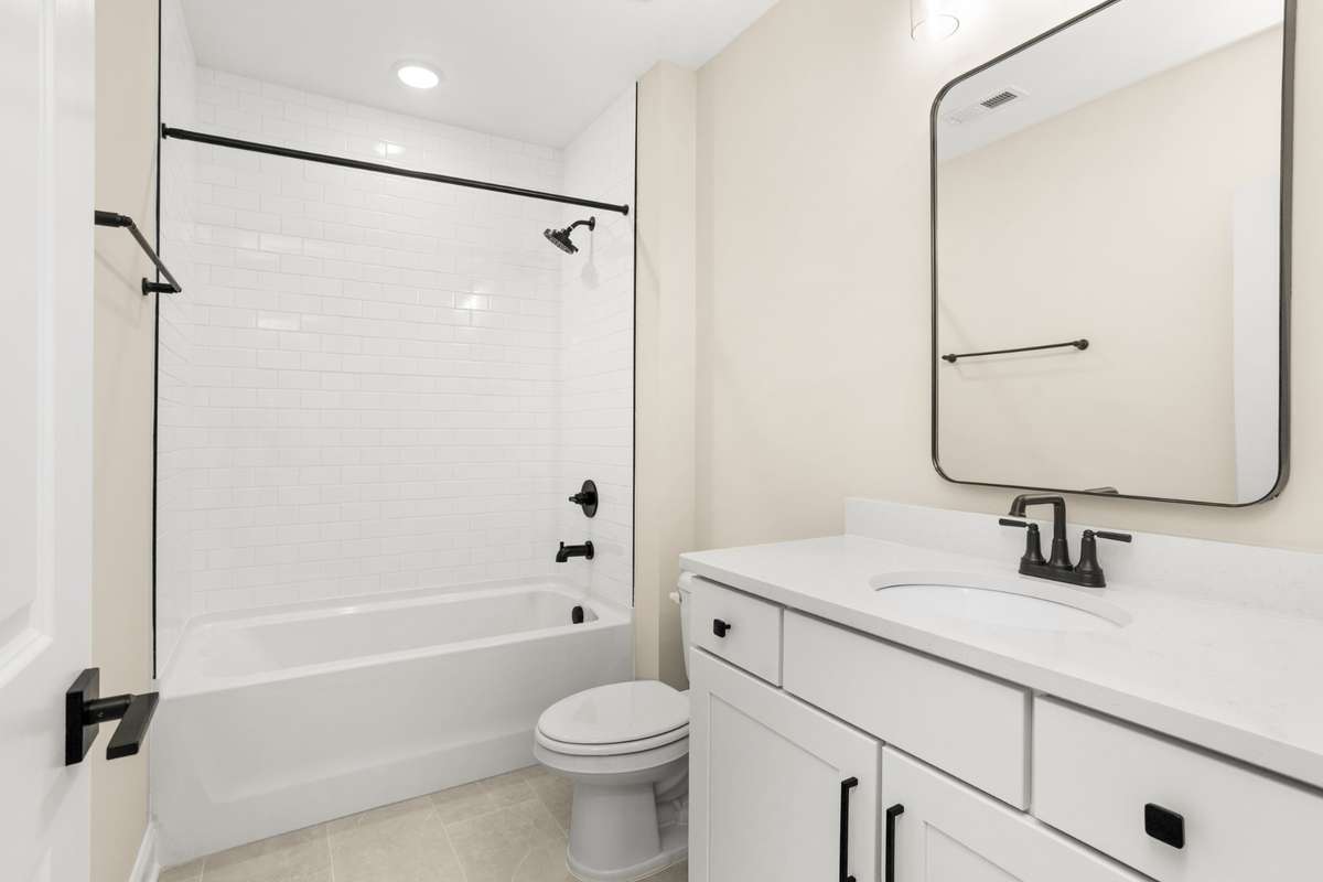 2nd floor bathroom