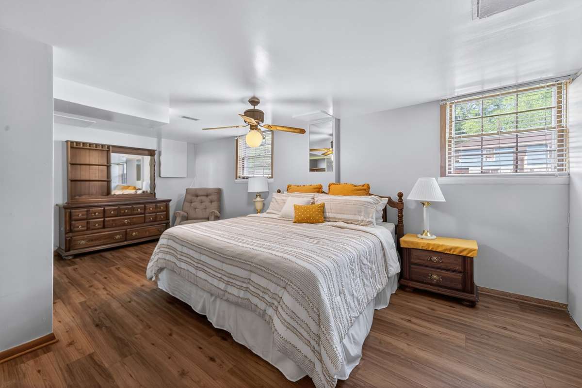 You have an option for an oversized primary bedroom on the bottom floor.