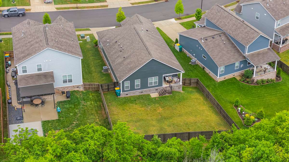 Set against the backdrop of Tennessee’s rolling hills, this home offers a rare blend of scenic views and established community living in Harvest Point.