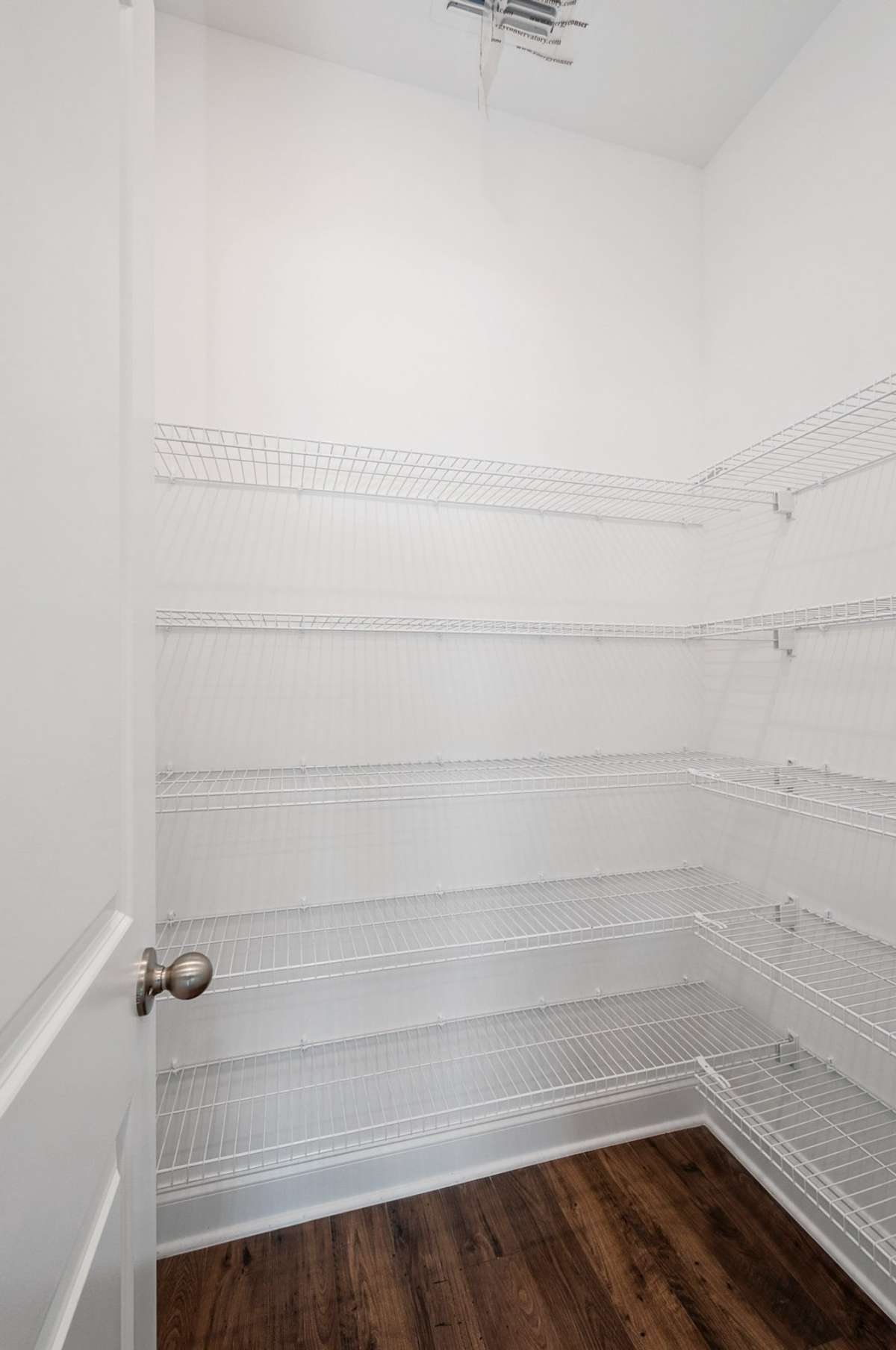Walk-in Pantry