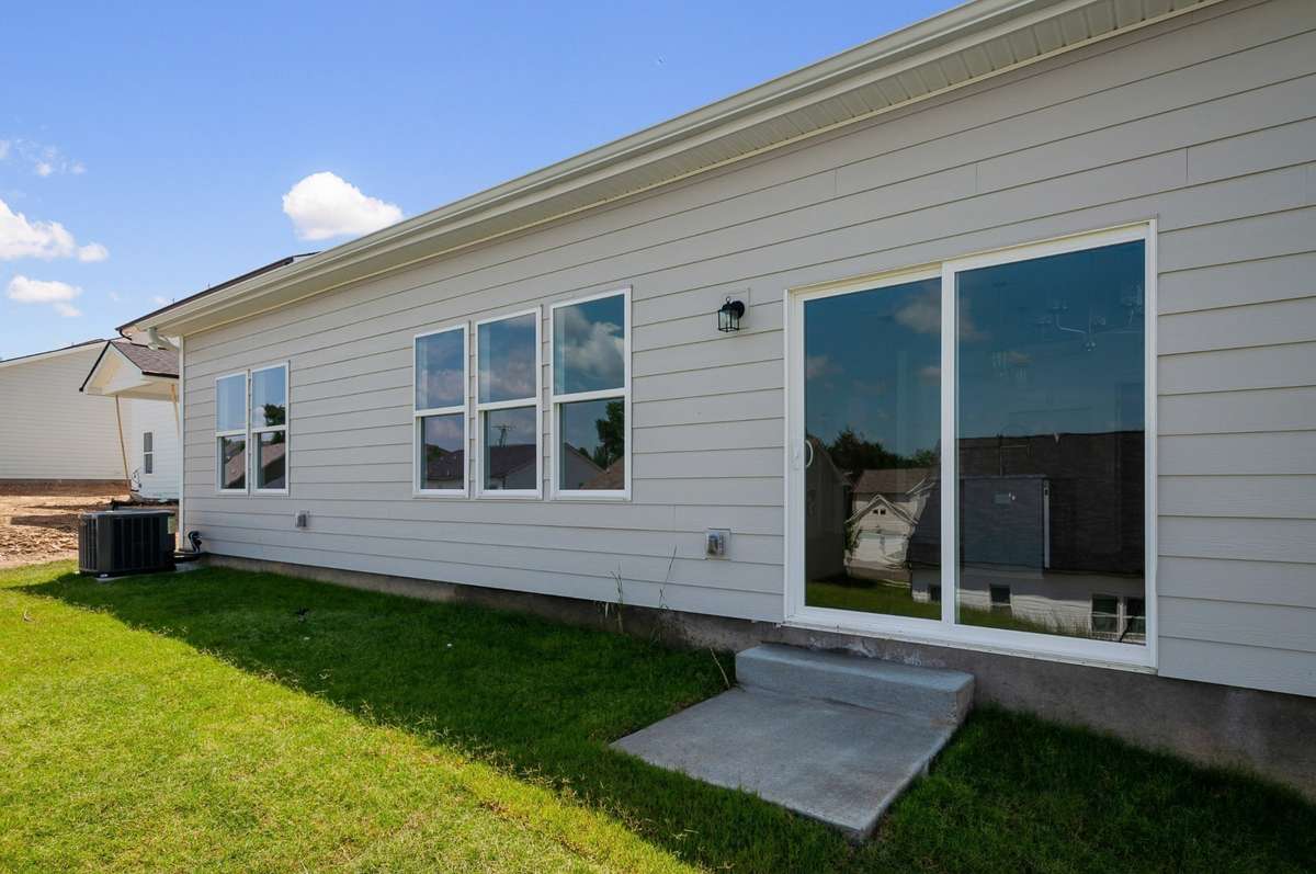 *All Riverview homes feature a FULL slab concrete patio OR same-size deck depending on lot fit*