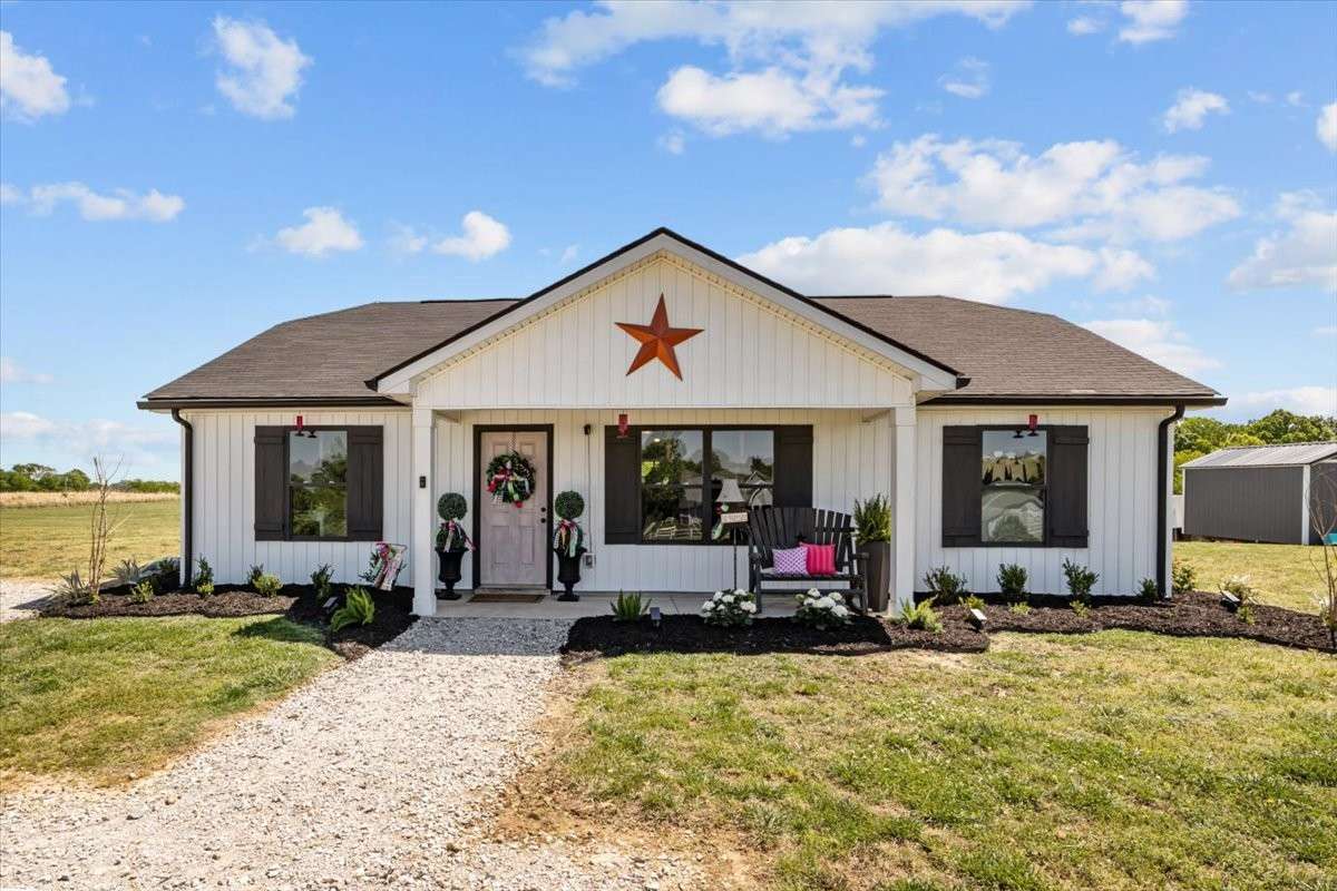 Welcome Home to Quiet Living - 3064 Maple Grove Rd.