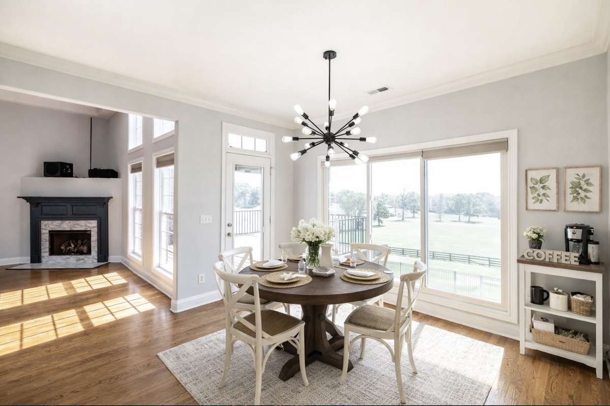 Casual breakfasts, weekend pancakes, and quiet coffee moments happen right here — with views that invite you to linger.