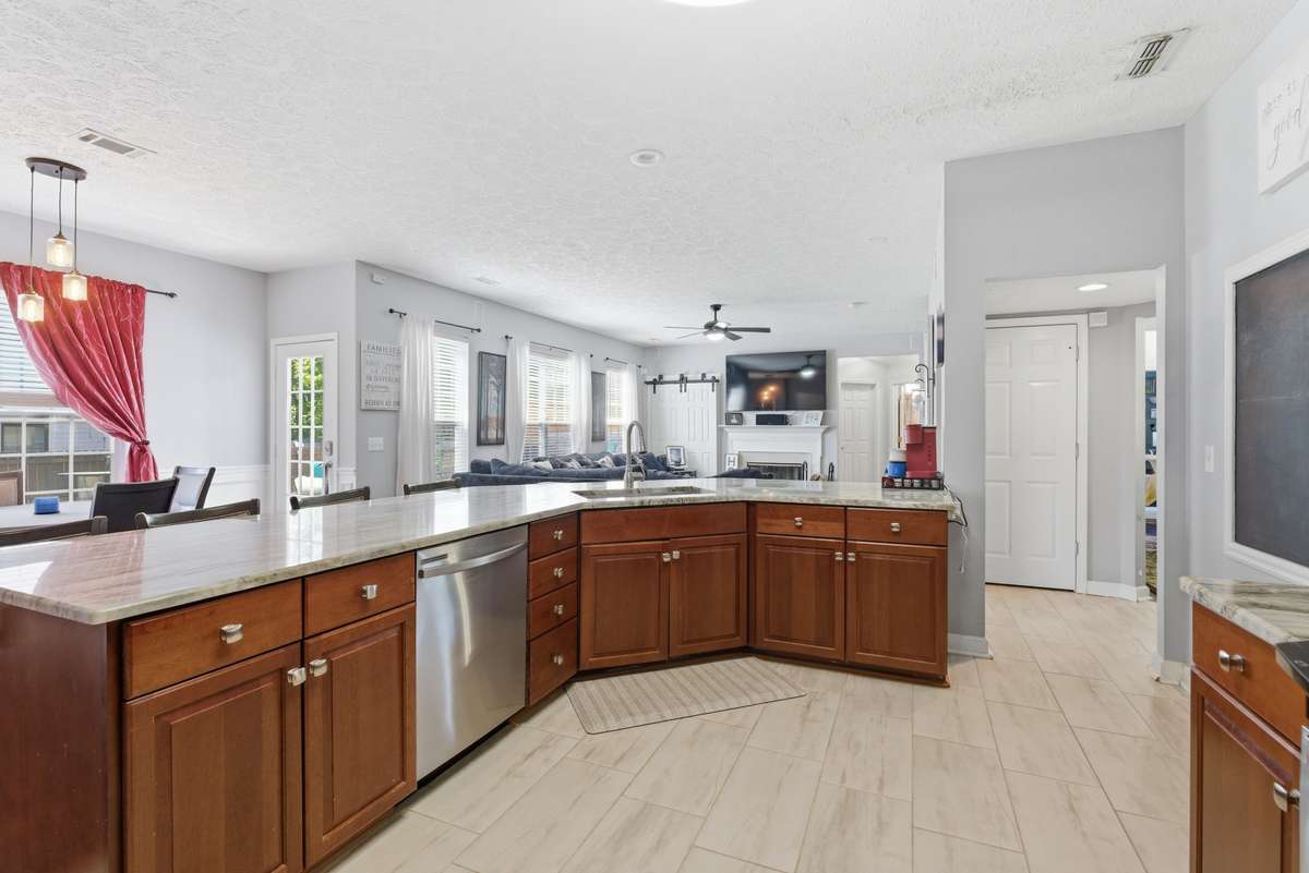 Terrific house for entertaining!