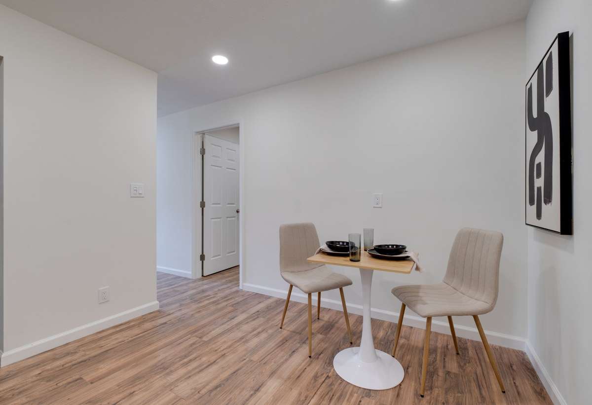 Unit B dining area