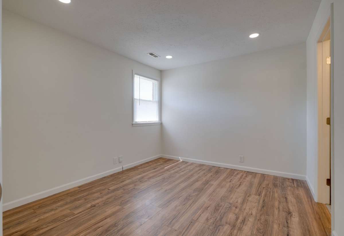 Unit B bedroom 2