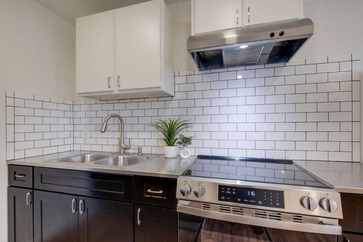 Unit C kitchen