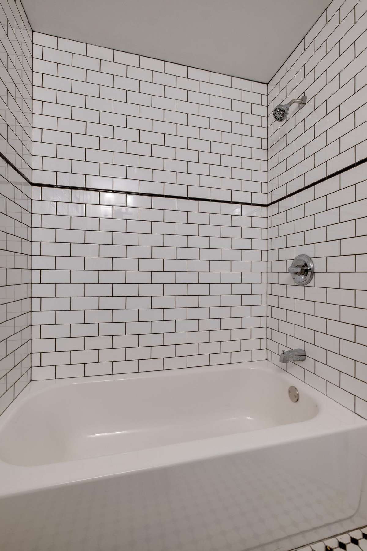 Unit B shower/tub combo