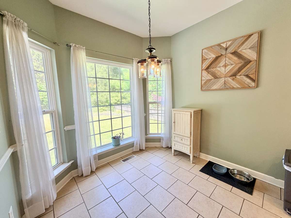 Breakfast nook in the kitchen