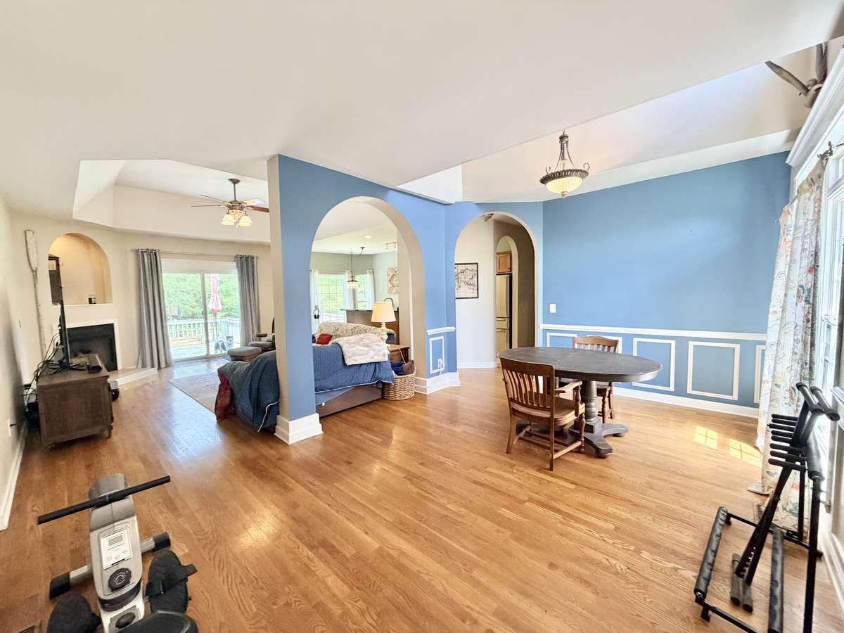Open floor plan with plenty of natural lighting