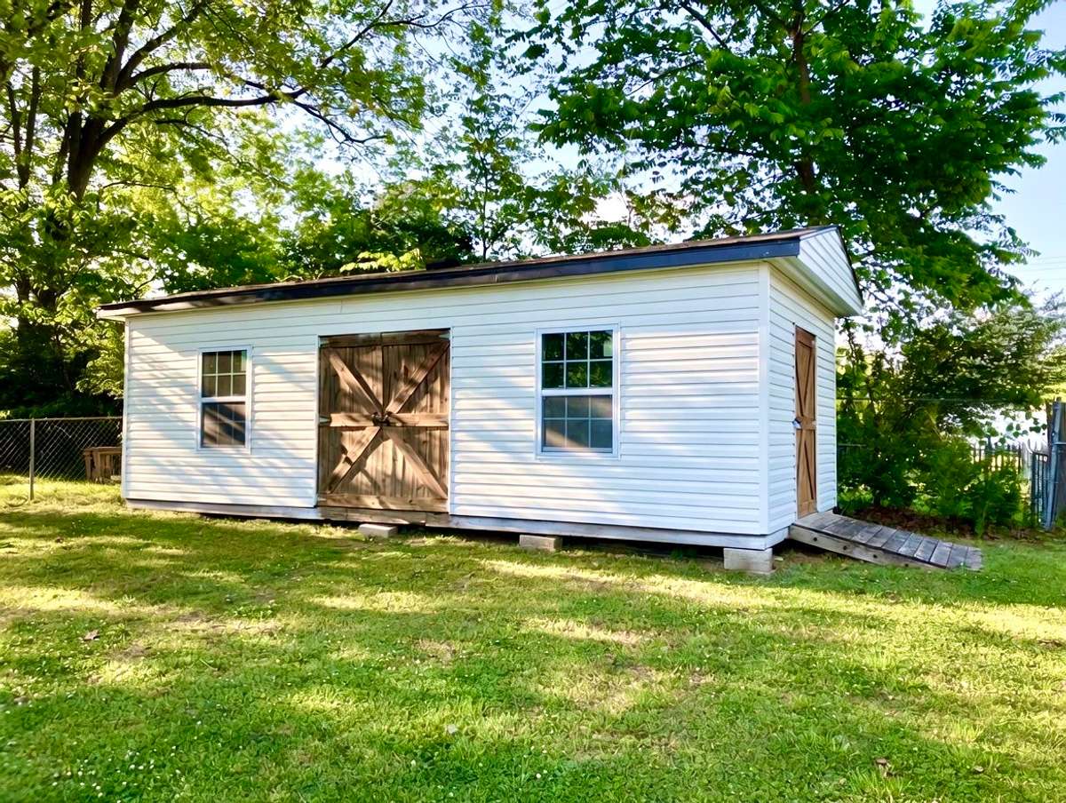 Shed