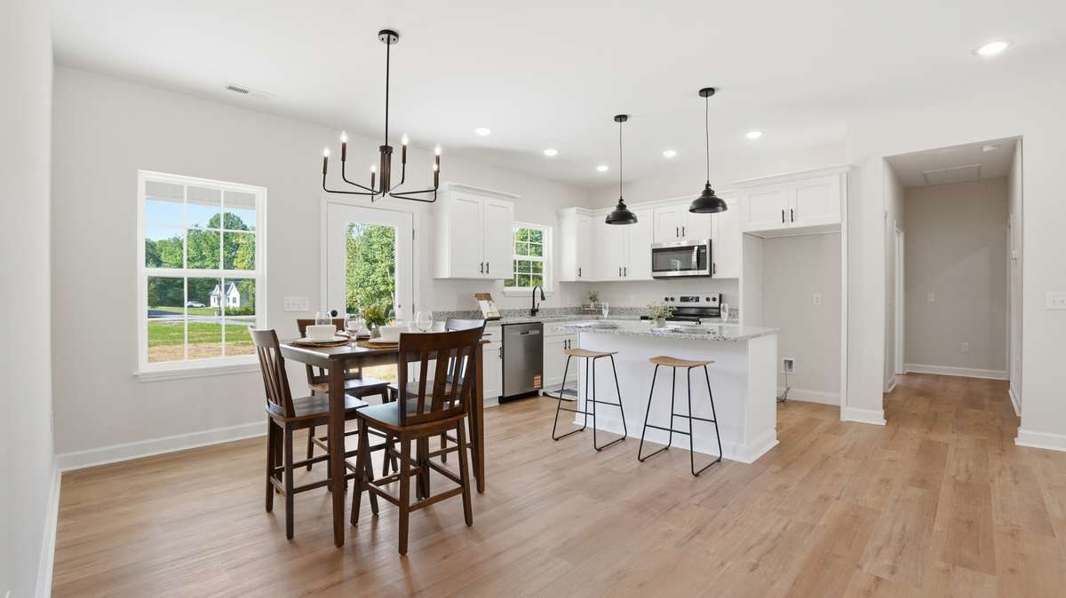 Dining room/kitchen
