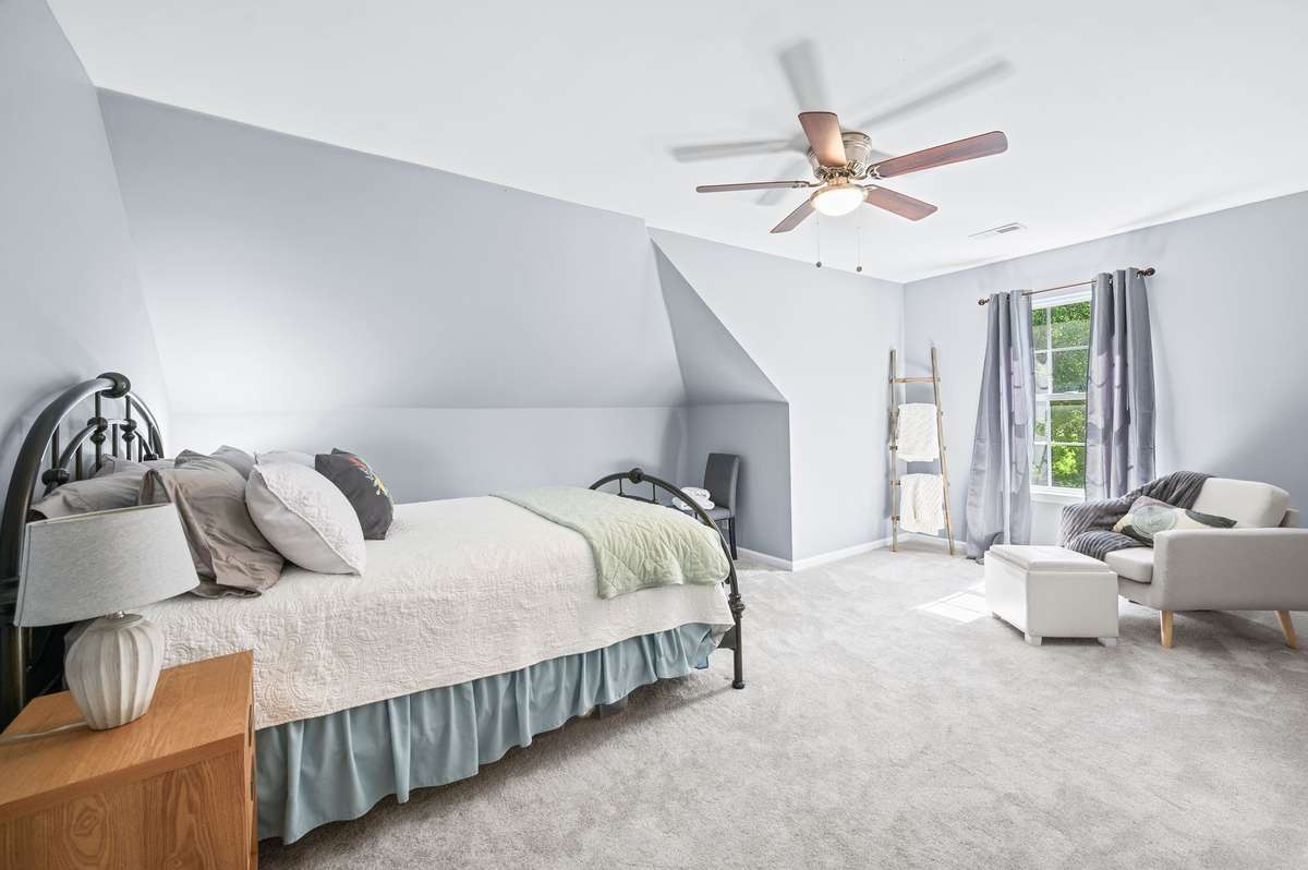 upstairs bedroom #3