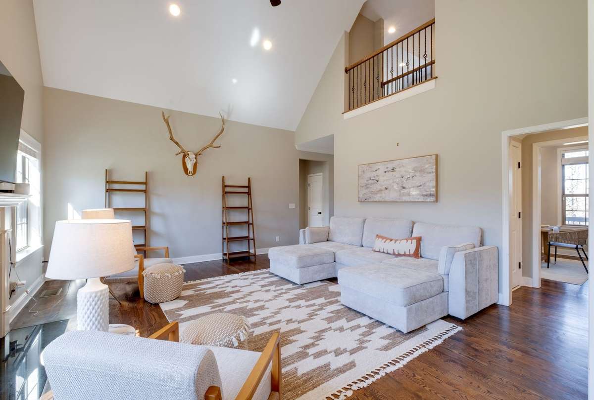FABULOUS Open Concept Design