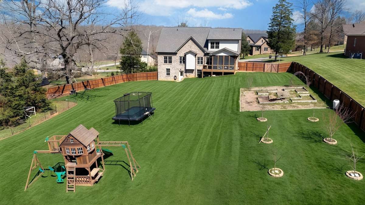 HUGE UPGRADE: Privacy Fencing in Back Yard*Kids Playset Remains
Note: Green Grass Edits on Exterior Photos
