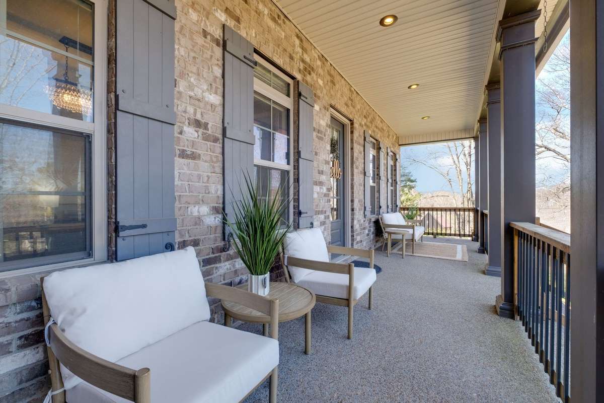 SOUTHERN LIVING Front Porch!!!
Craftsman Style Shutters Too