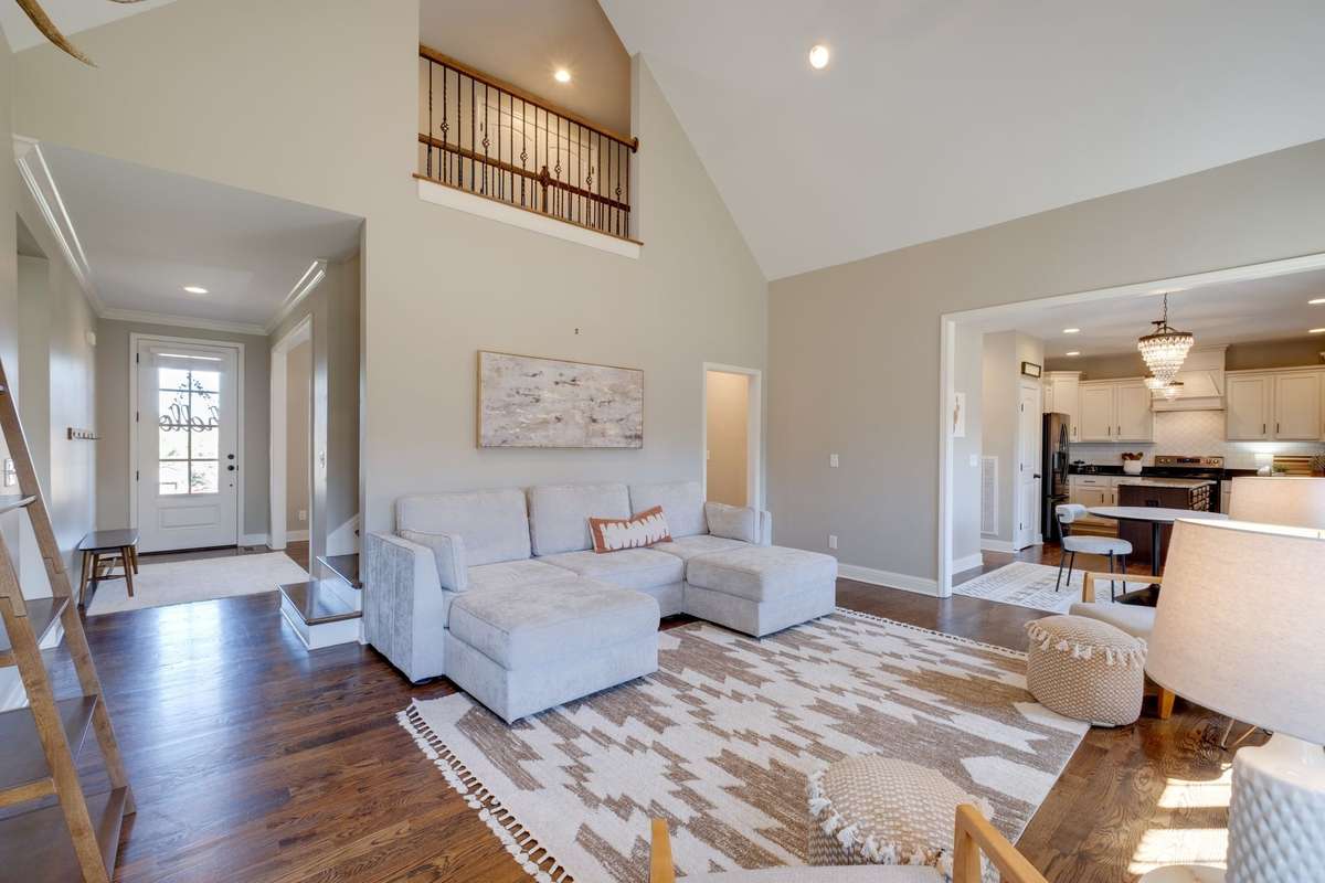 Shows Like a Model Home!!!