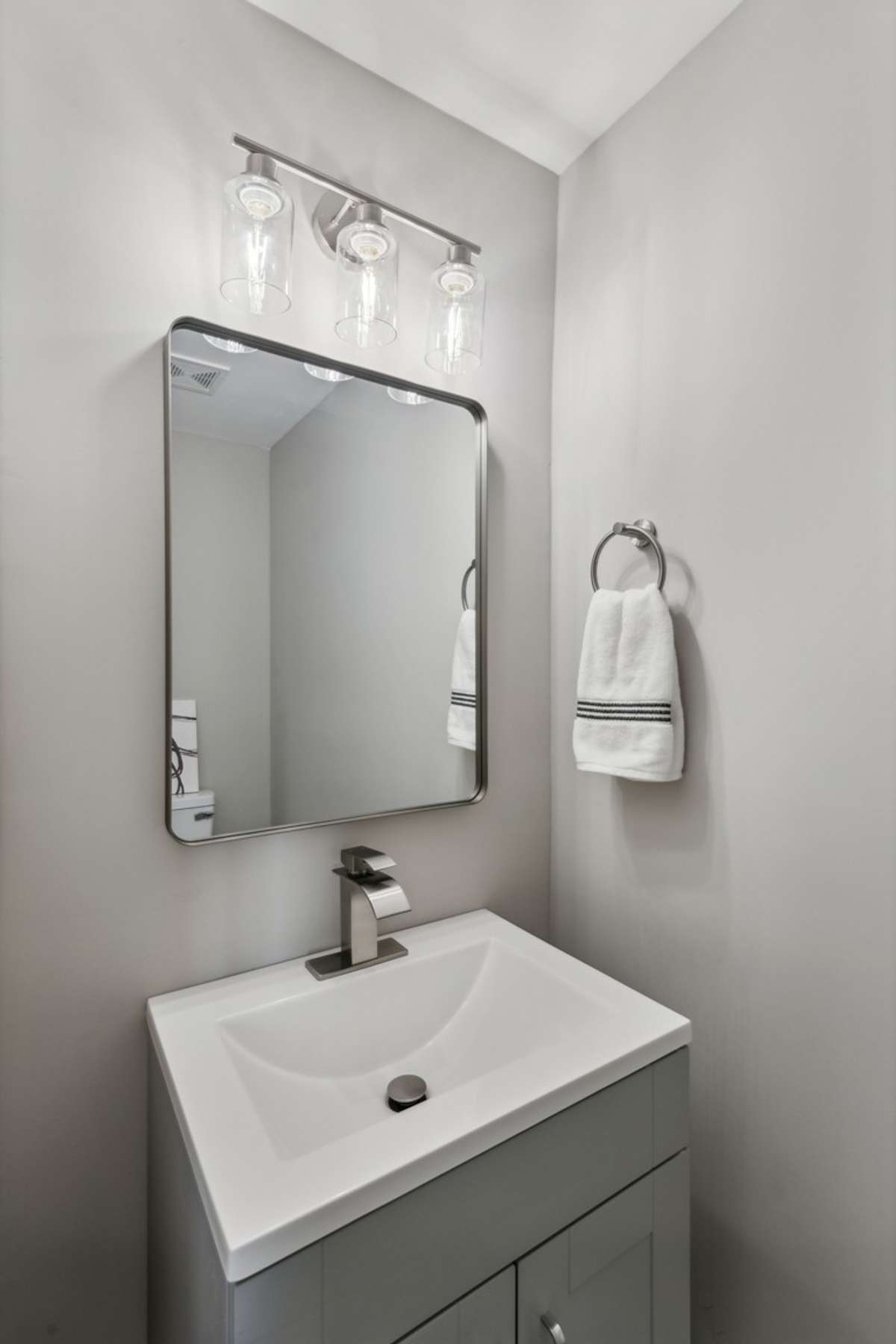 Photo is of different unit, identical interior.