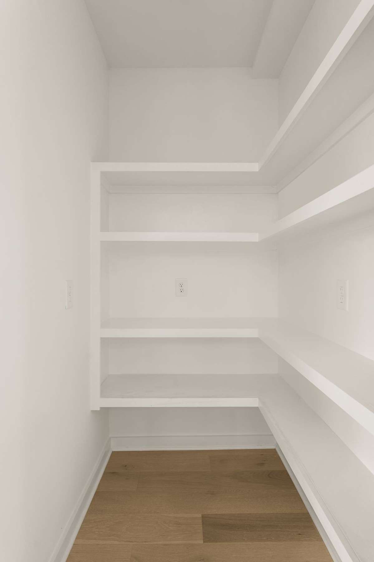 Kitchen pantry