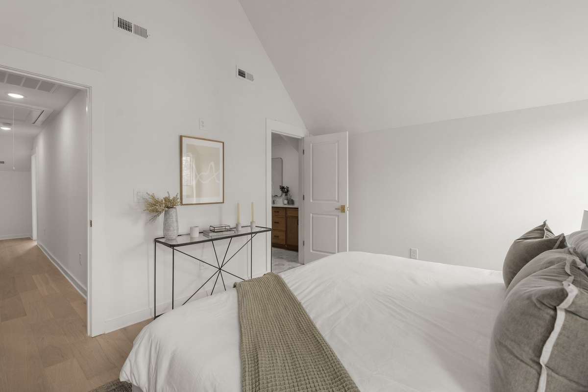 Primary suite