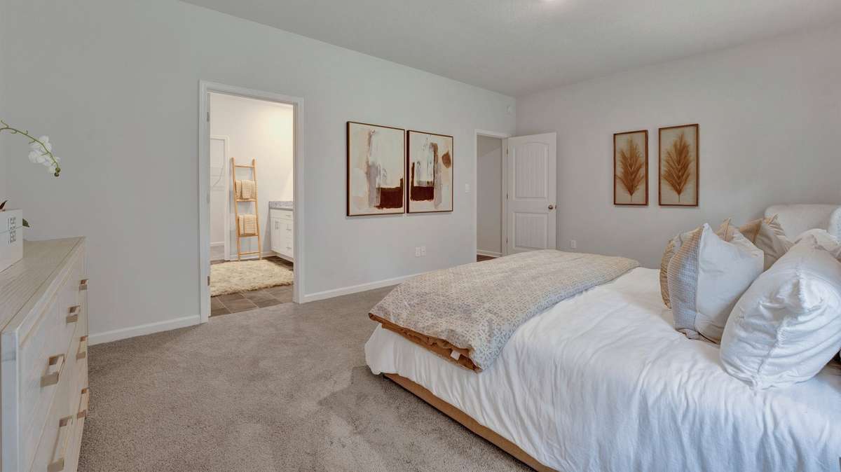 These pictures are of another Denham plan built in another area, not all features or finishes are the same.  Please call for the details for the finishes inside this new home.