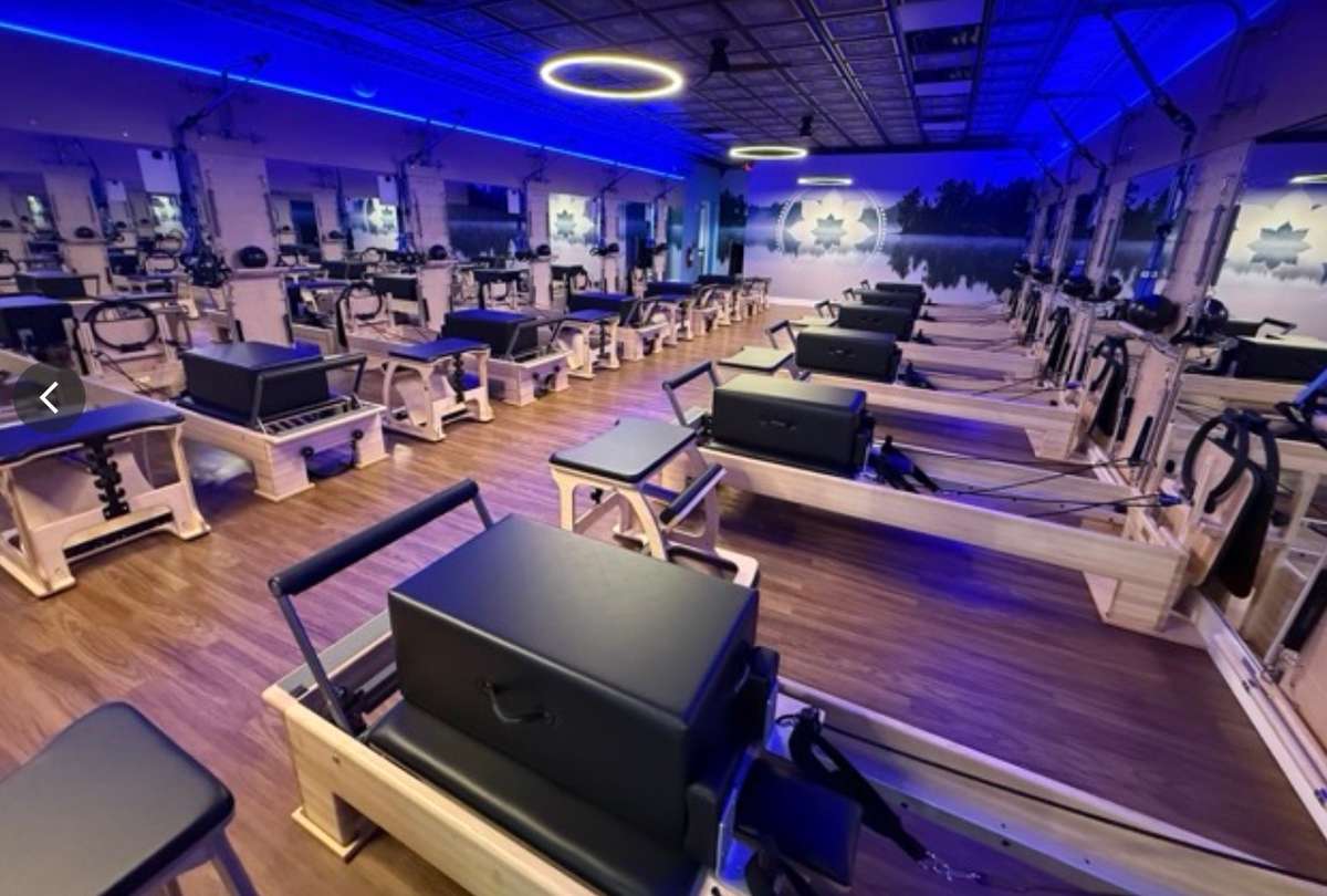 No more waiting in traffic to go to the gym. Club Pilates is literally in your back yard. This little corner has you covered from burgers at M.L Rose, fresh salads at Nick The Greek, and coffee and bagels at Crieve Hall Bagels.