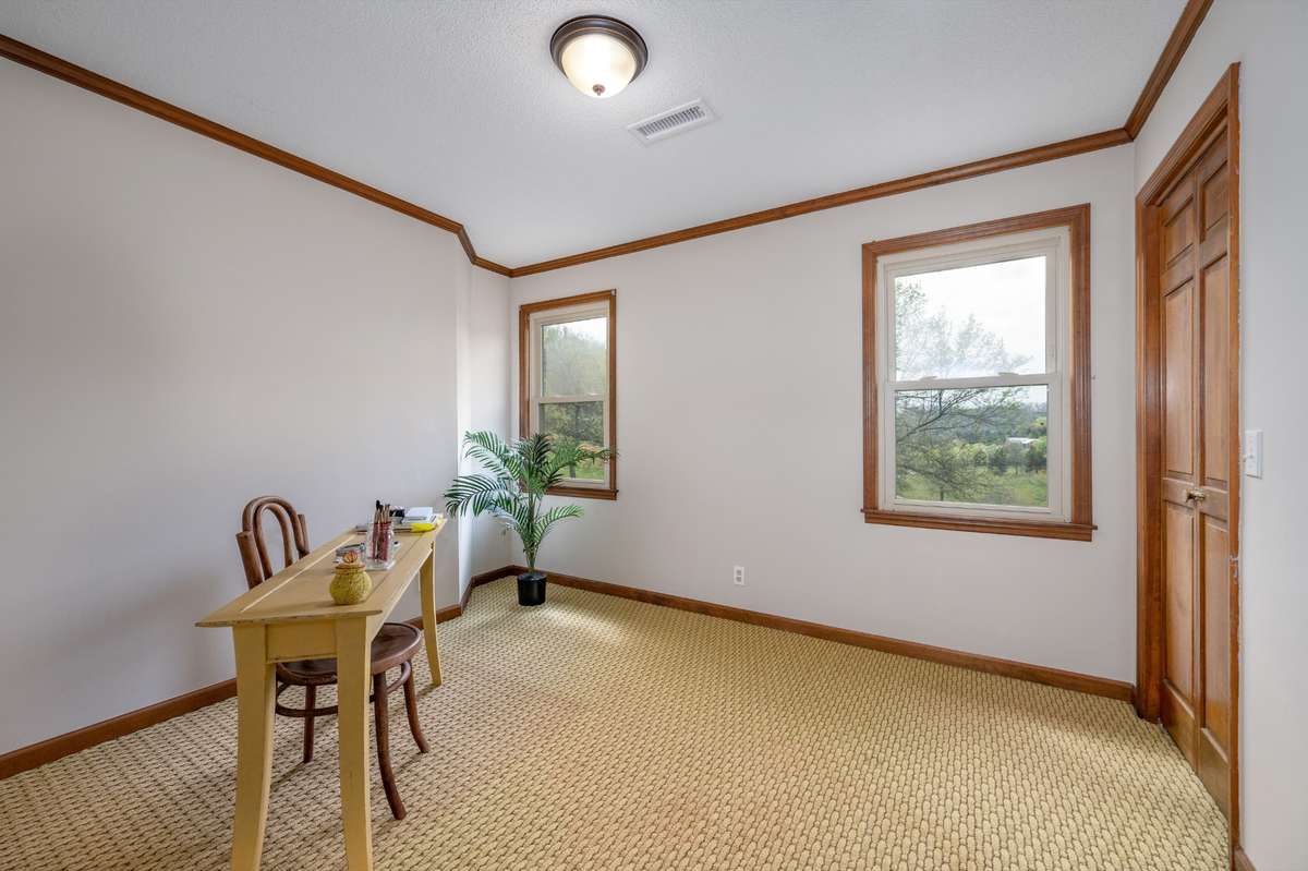 Second level bedroom