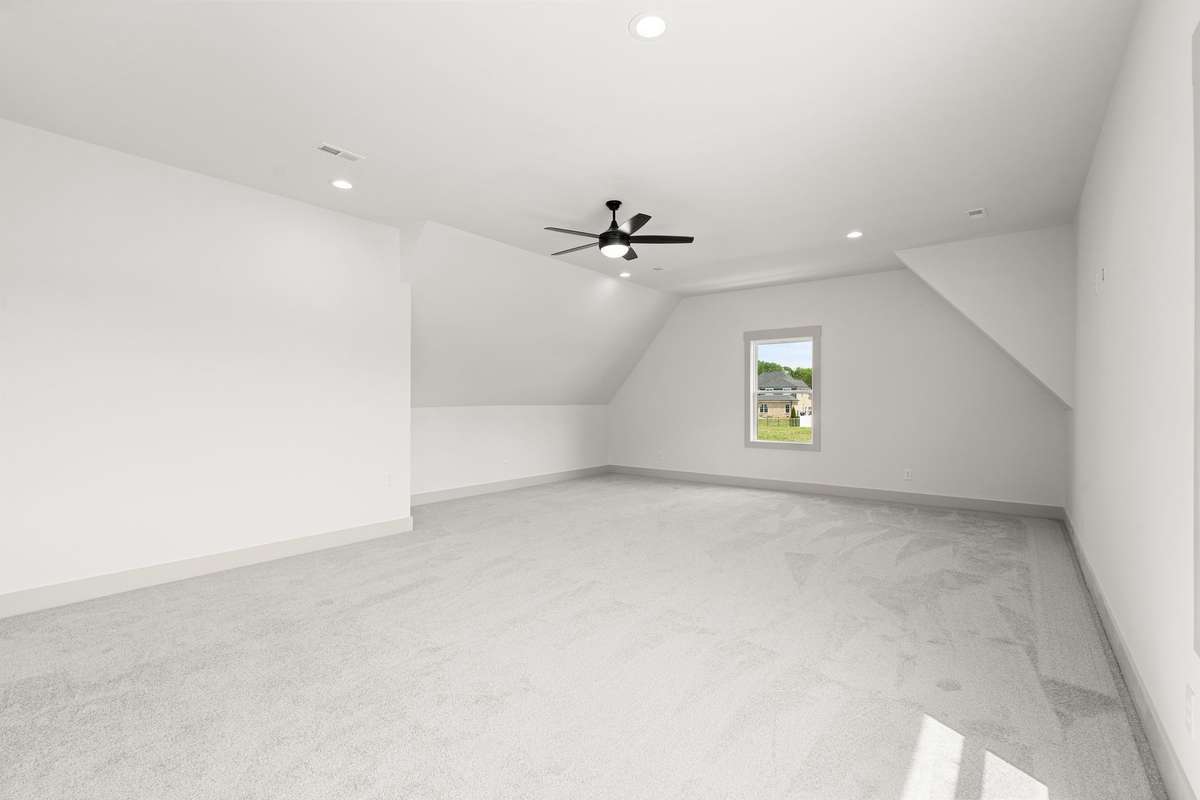 Another view of the bonus room.