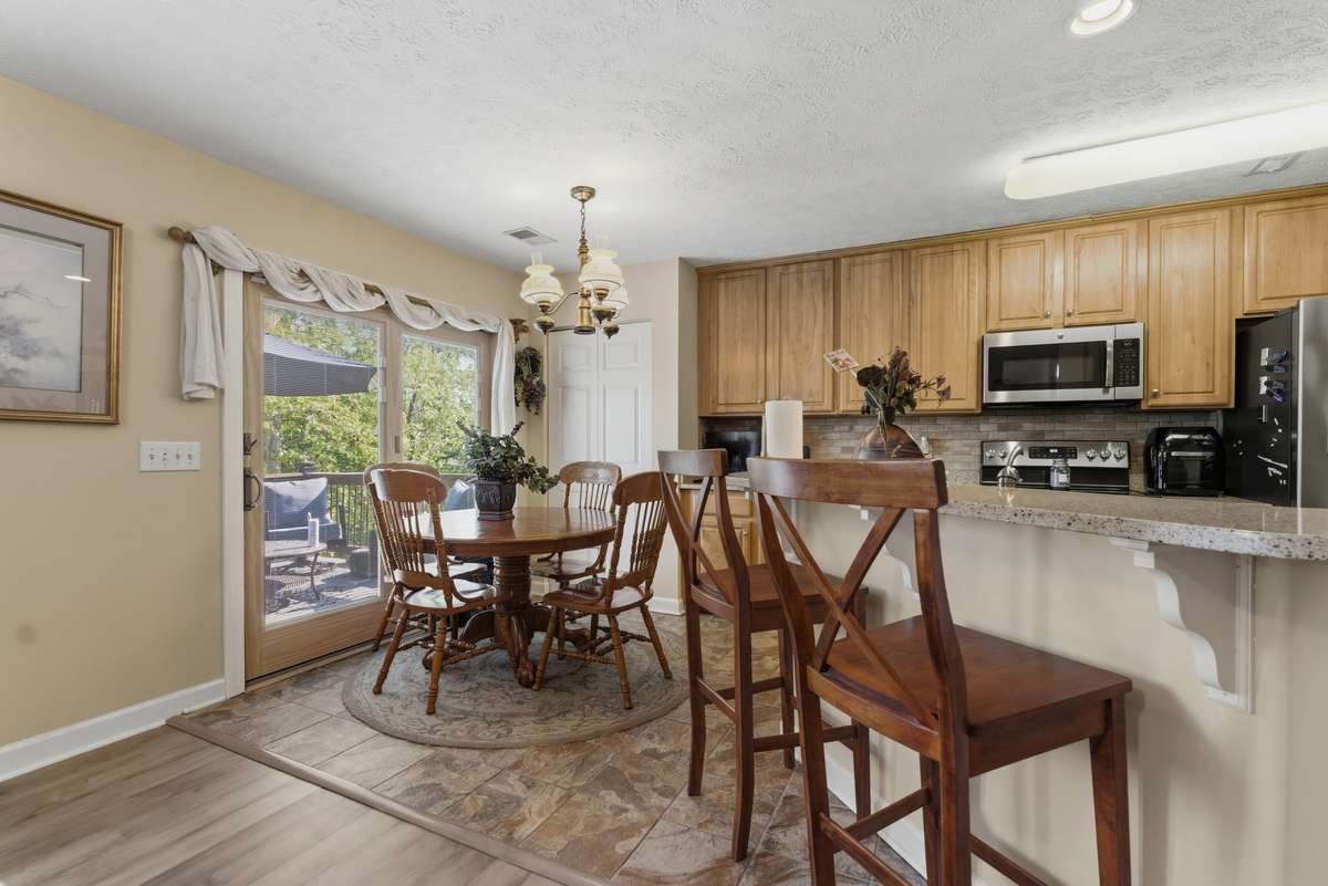 Kitchen counter bar or eat in kitchen, your choice.