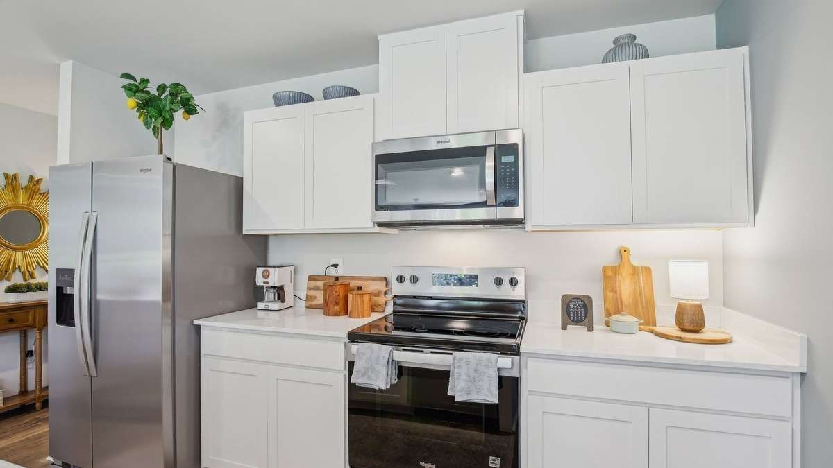 Photos of previously completed home of same floor plan.  Features may vary.