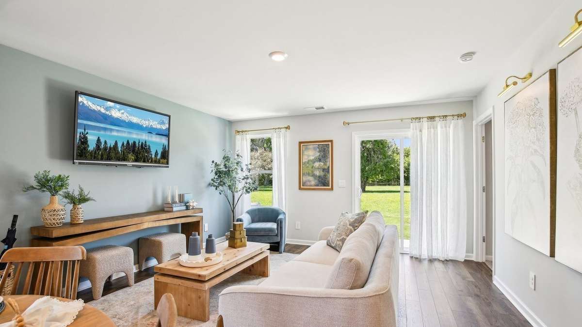 Photos of previously completed home of same floor plan.  Features may vary.