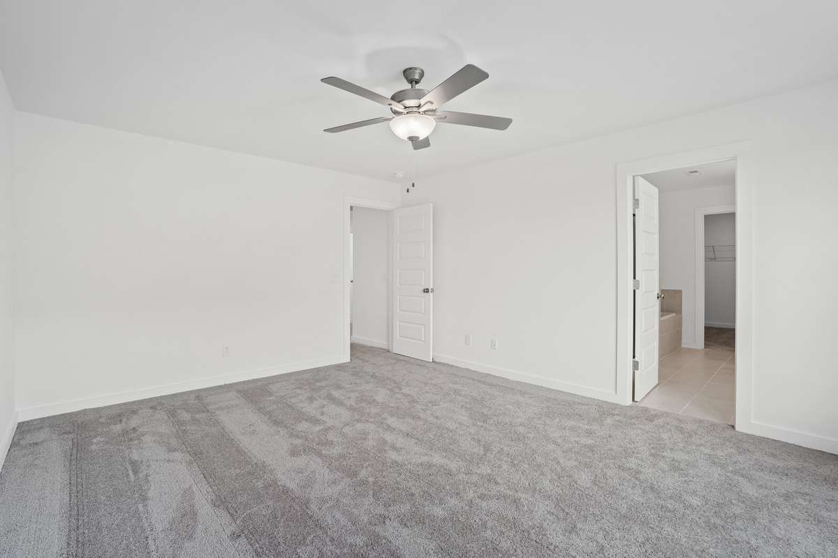 Picture of model home and not of actual home being built.  Colors and selections may vary