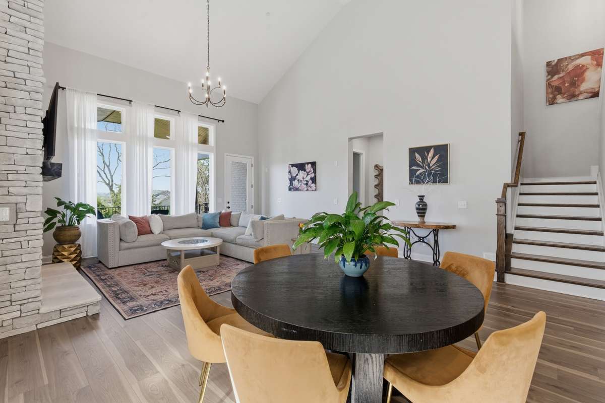 Eat-in dining area positioned right by the windows, bringing in great natural light.