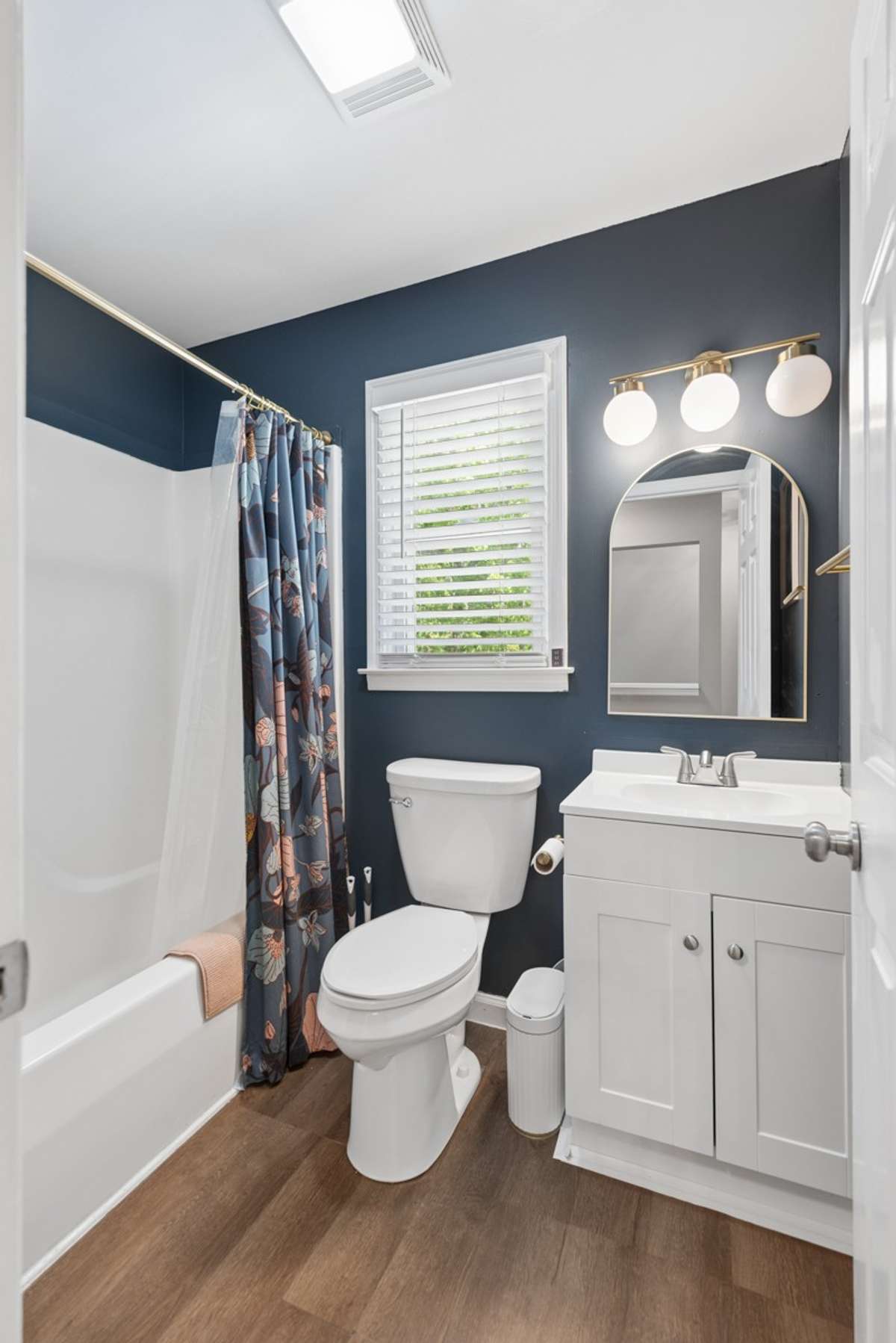 The second level bathroom has also been updated.  Just bring your toothbrush!