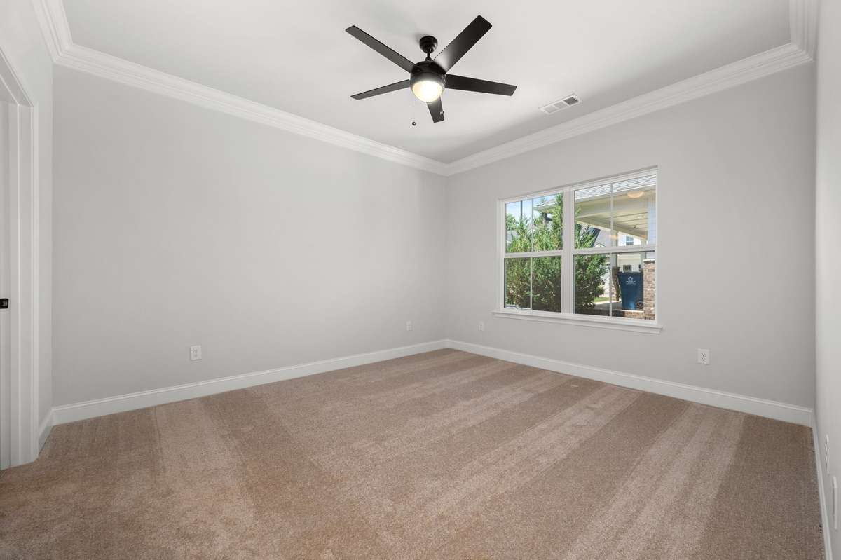 Pic is of previously completed home of same floorplan. Features and finishes may vary.