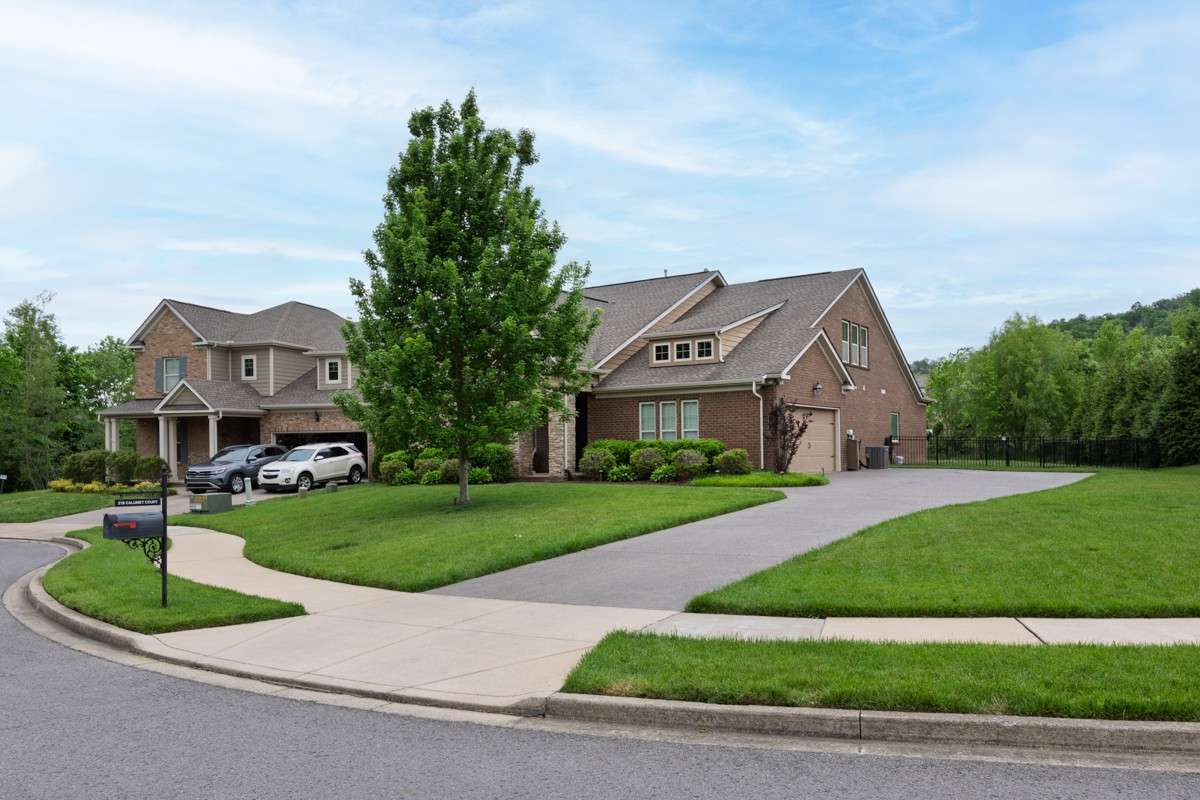 Enjoy ample parking space on the driveway, as well as a side-entry garage.