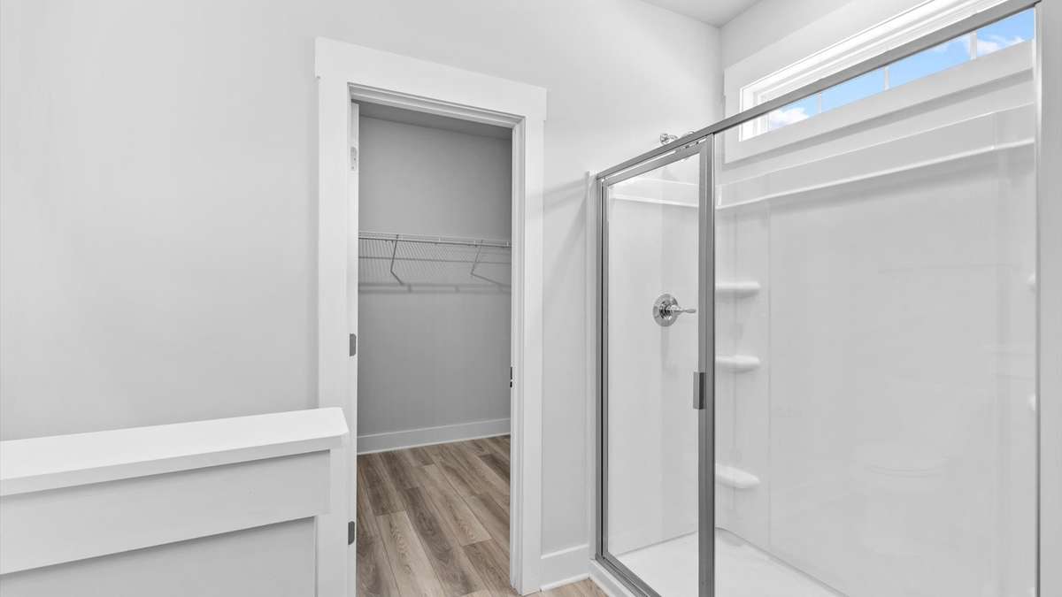 Freesia by DRB Homes- Pictures are for floor plan purposes only. Colors and selections will vary.