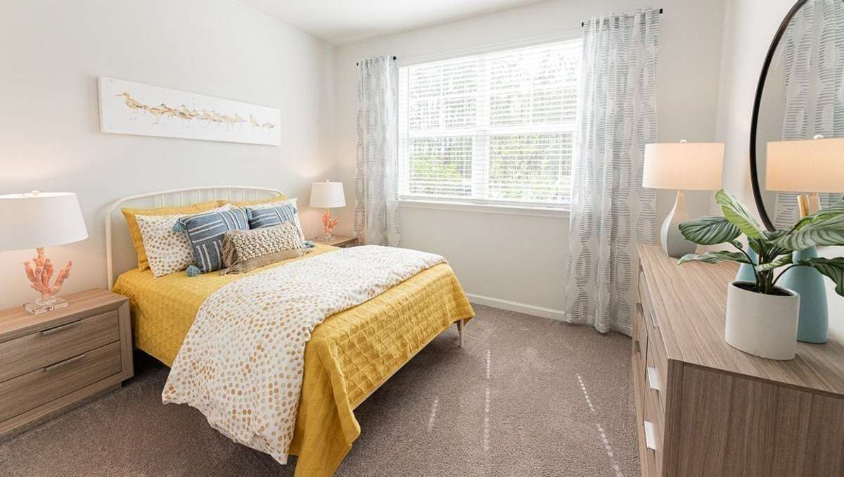 Ceiling fan not included or blinds.
Home Similar but not the same