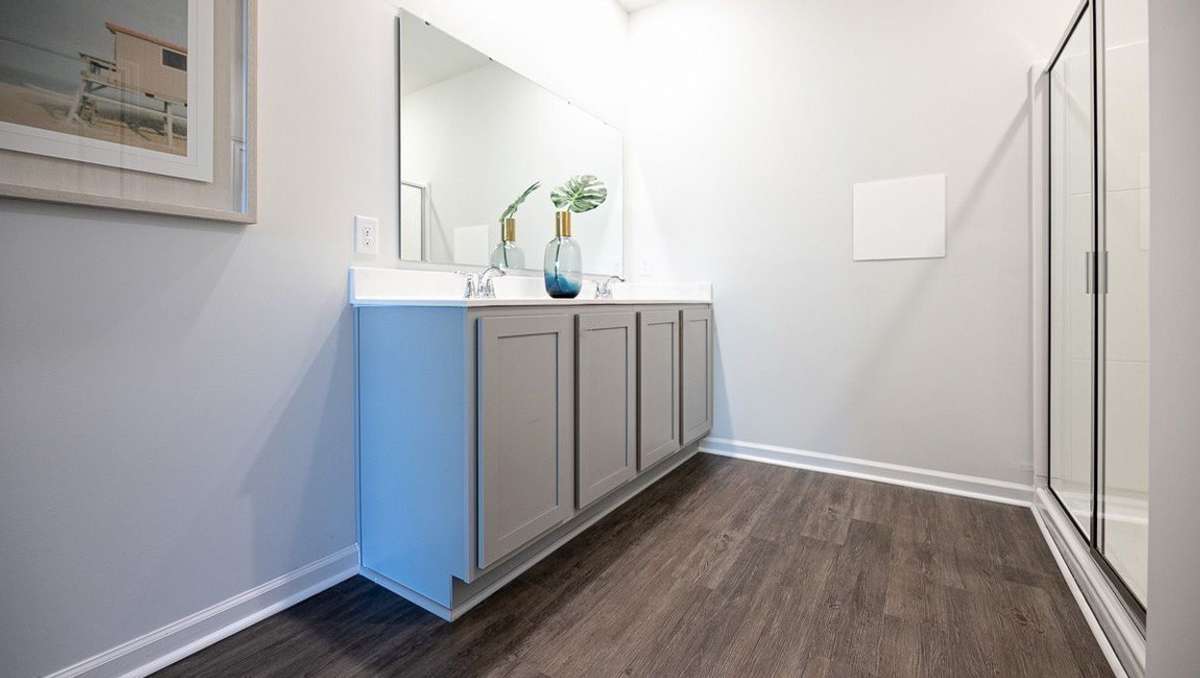Ceiling fan not included or blinds.
Home Similar but not the same