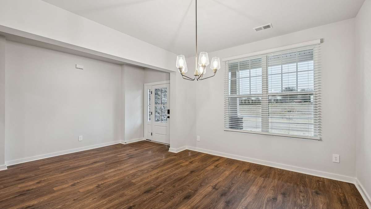 Images are from a previously built Tisdale.  You can still make color and option selections for this home.