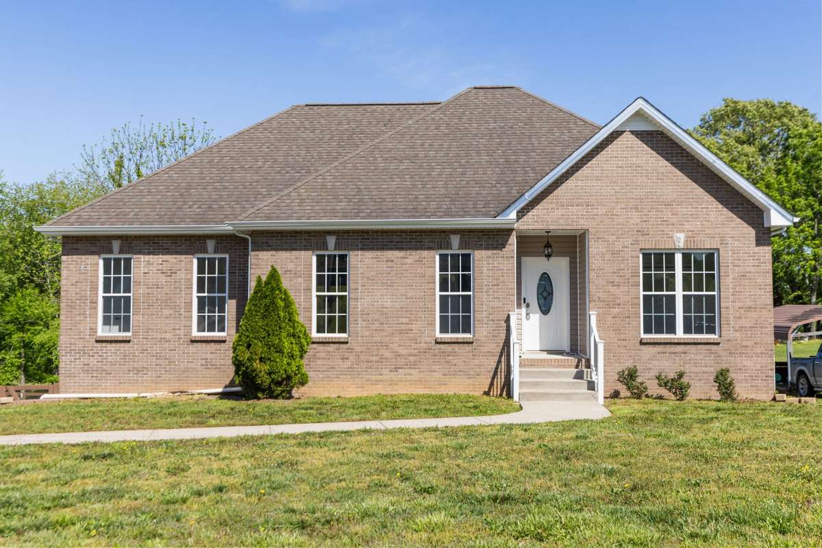 Welcome to 980 Ernest Stewart Dr!