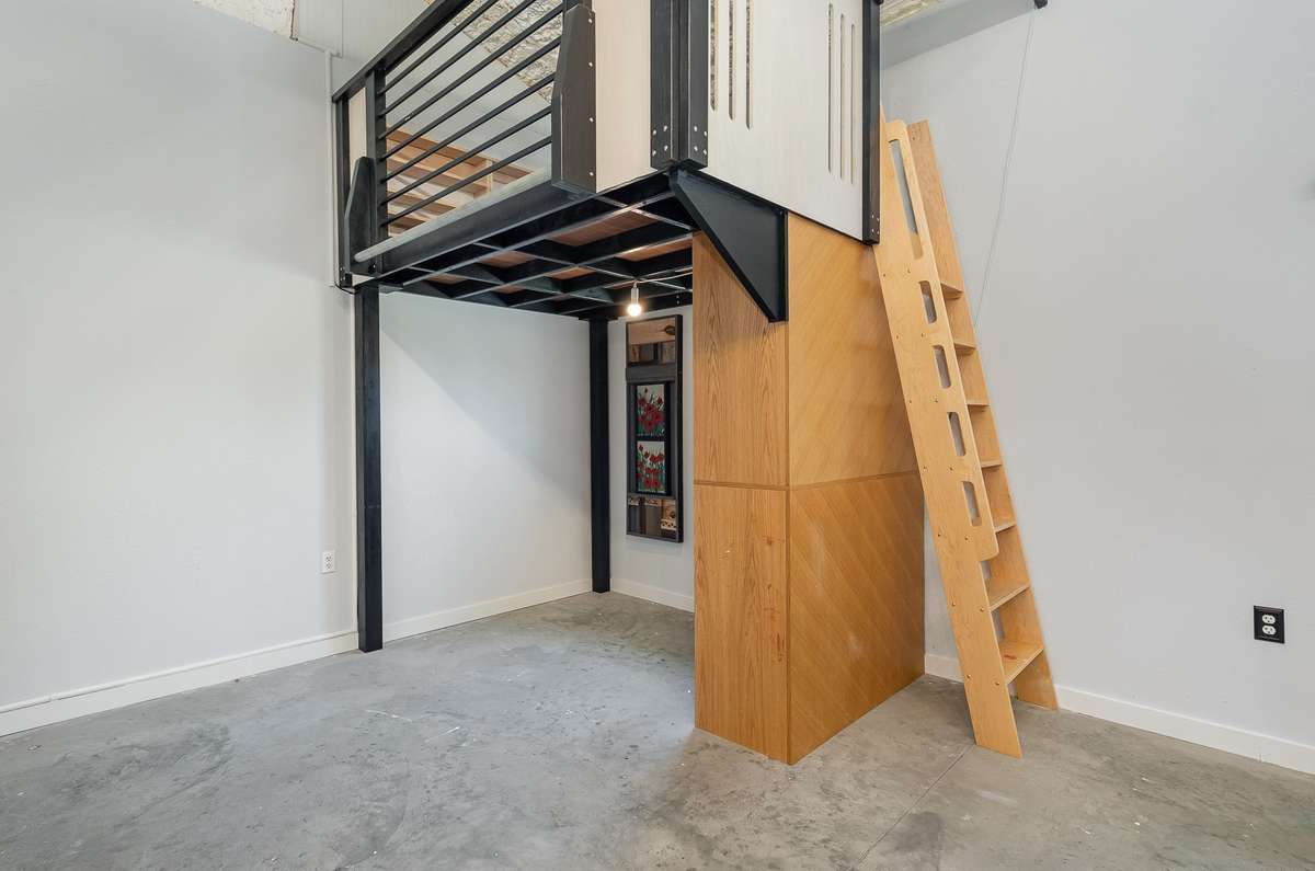 Another look at the "nook" area in the living space. The top portion is carpeted and could be used for storage or a myriad of possibilities.