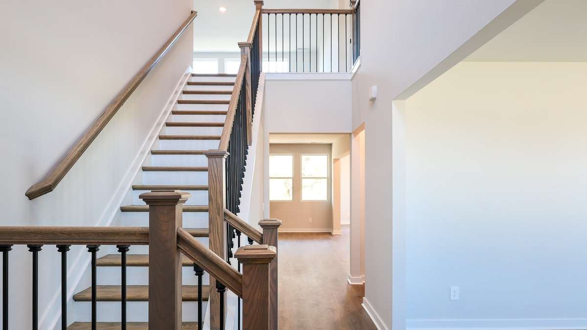 Grand open entry
