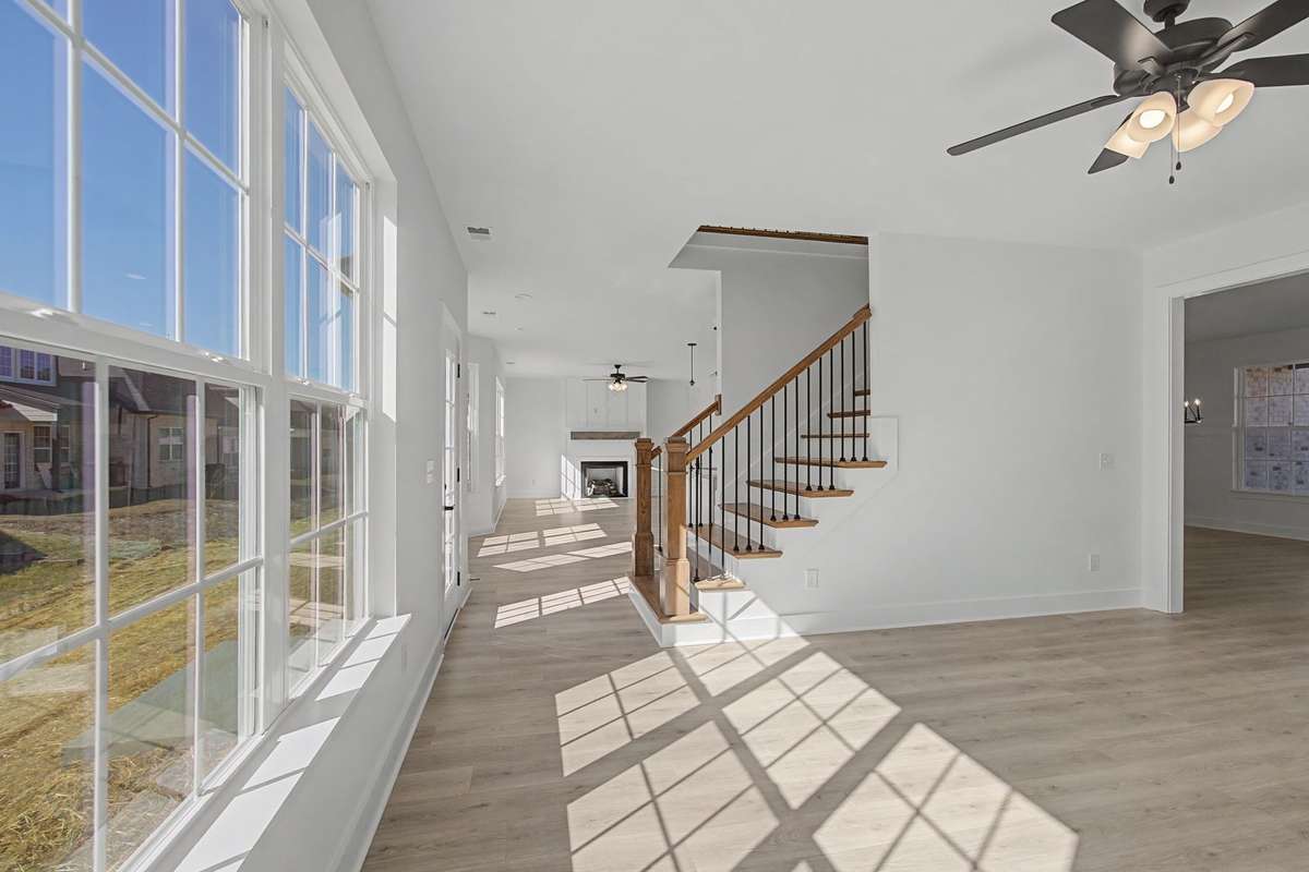 Photos of same floor plan but of another finished home in Oak Meadows by Surrey Homes. Photos are for illustration purposes only. Colors and materials may vary.