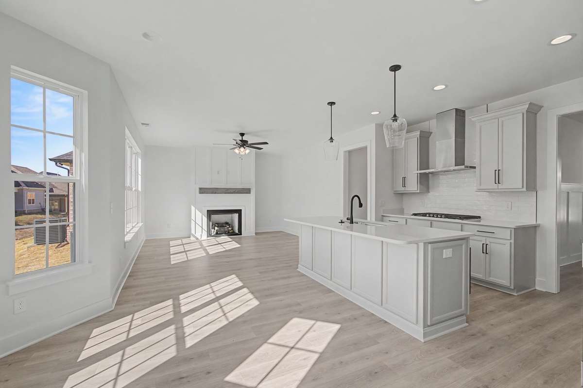 Photos of same floor plan but of another finished home in Oak Meadows by Surrey Homes. Photos are for illustration purposes only. Colors and materials may vary.